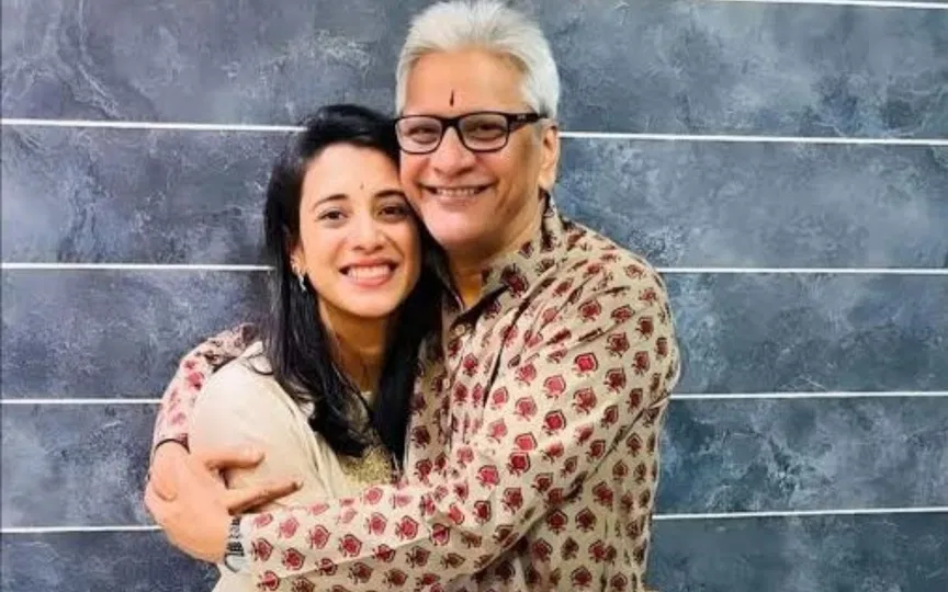 Smriti Mandhana's father discharged from hospital; New wedding date with Palaash still pending